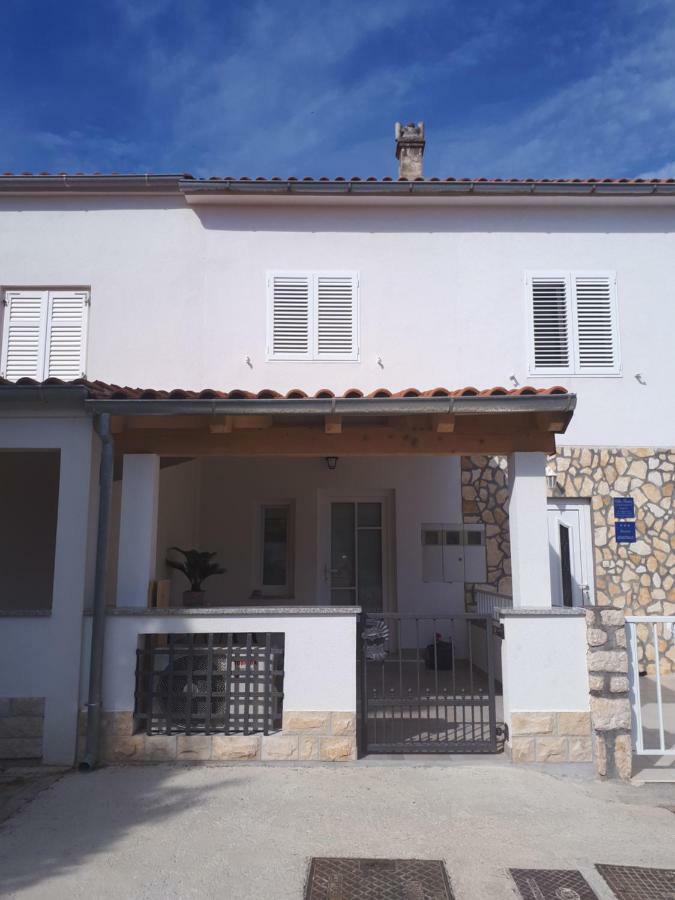 Kuca Za Odmor Pende Villa Banjol Ngoại thất bức ảnh