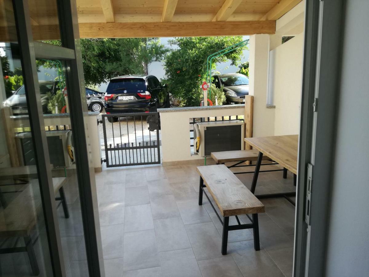 Kuca Za Odmor Pende Villa Banjol Ngoại thất bức ảnh